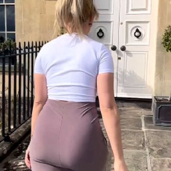 Full leaked Bethfit private onlyfans photo