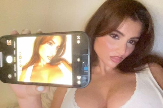 Full leaked Bitasmeri page private onlyfans photo