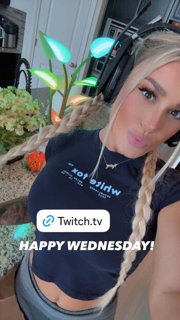 Full leaked Brazybecca private onlyfans photo