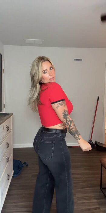 Full leaked Candice page private onlyfans photo