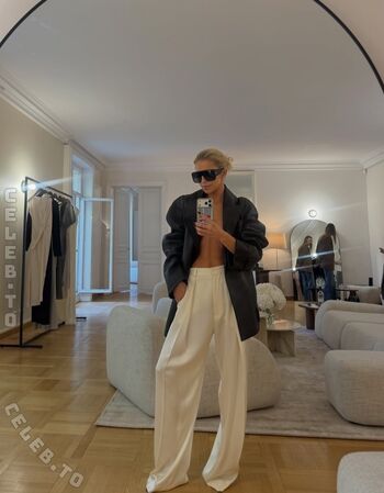 Full leaked Caro daur private onlyfans photo