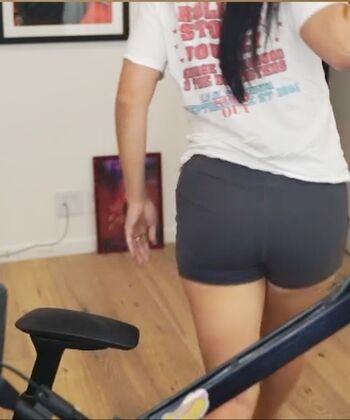 Full leaked Carolinekwan page private onlyfans photo