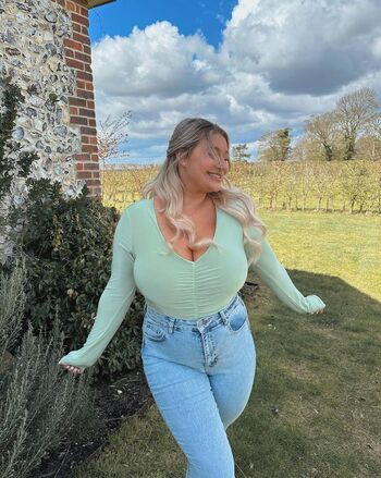Full leaked Carys whittaker page private onlyfans photo