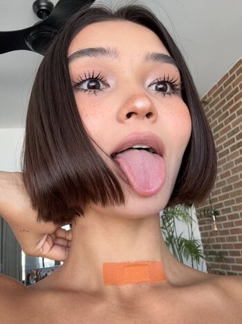 Full leaked Cassaraa page private onlyfans photo