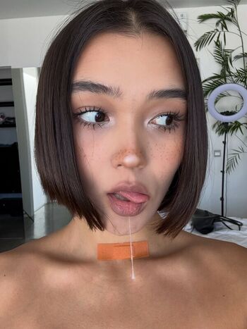 Full leaked Cassaraa page private onlyfans photo