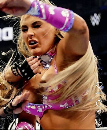 Full leaked Catcheuse wwe page private onlyfans photo