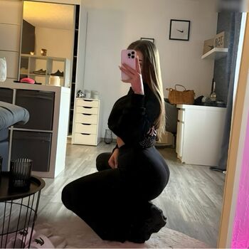 Full leaked Celinegbl private onlyfans photo