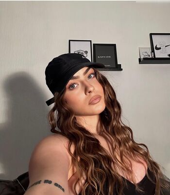 Full leaked Celinegbl private onlyfans photo