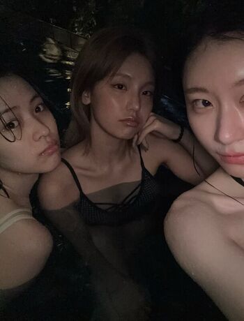 Full leaked Chaeryeong page private onlyfans photo