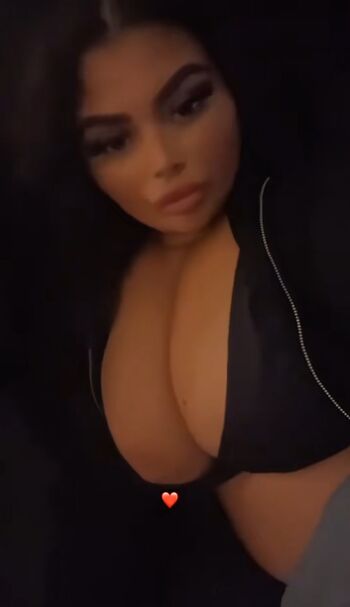 Full leaked Chanese dzz private onlyfans photo