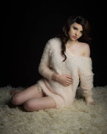 Full leaked Chelsie deville private onlyfans photo