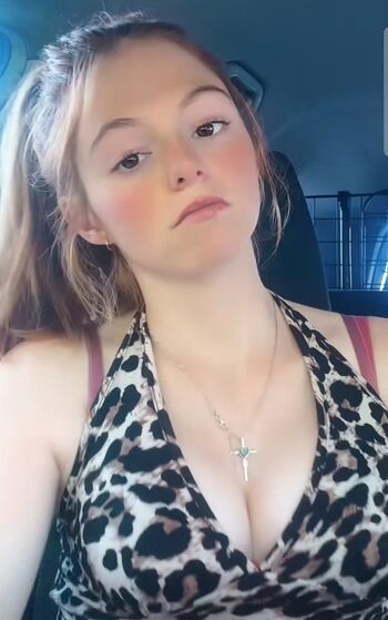 Full leaked Chicalouuu private onlyfans photo
