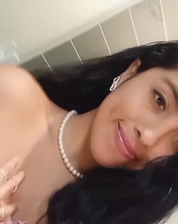 Full leaked Chiphilary page private onlyfans photo