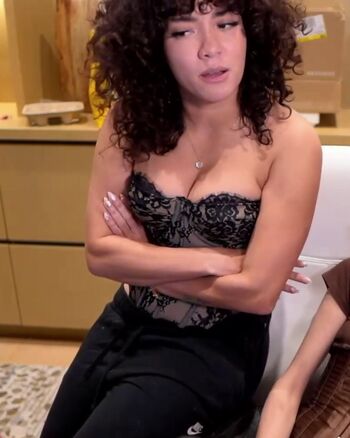 Full leaked Cinnabrit page private onlyfans photo