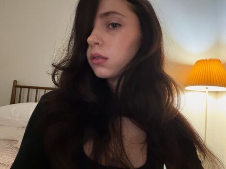 Full leaked Clairo page private onlyfans photo