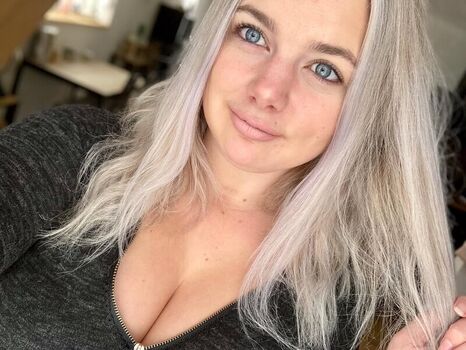 Full leaked Claraaa s page private onlyfans photo