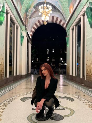 Full leaked Claraatwork page private onlyfans photo