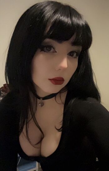 Full leaked Cloudy page private onlyfans photo
