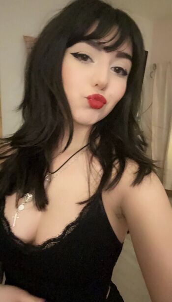 Full leaked Cloudy page private onlyfans photo