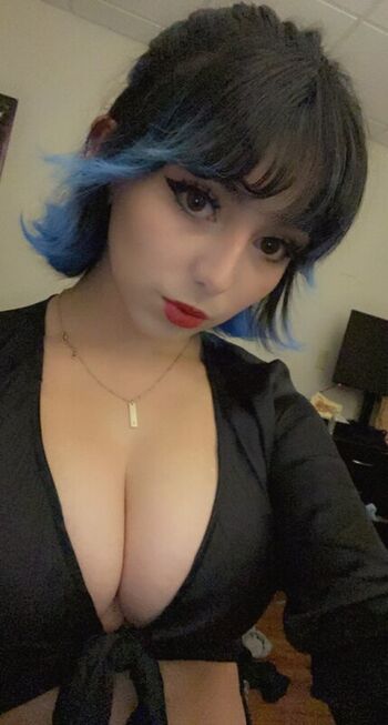 Full leaked Cloudy page private onlyfans photo