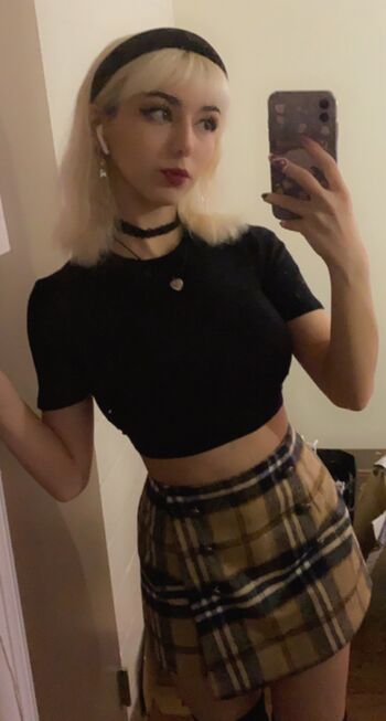 Full leaked Cloudy page private onlyfans photo