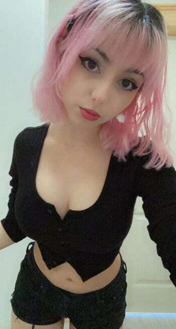 Full leaked Cloudy page private onlyfans photo