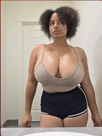 Full leaked Coco ppop private onlyfans photo