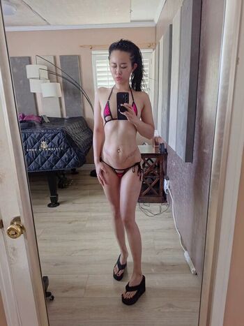 Full leaked Connie han page private onlyfans photo