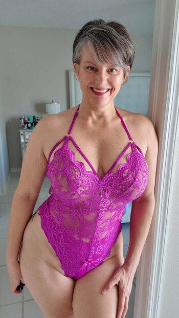 Full leaked Curious car private onlyfans photo