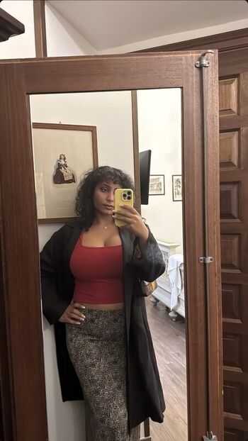 Full leaked Curlywurdy private onlyfans photo
