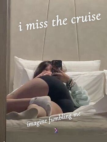 Full leaked Currupted private onlyfans photo