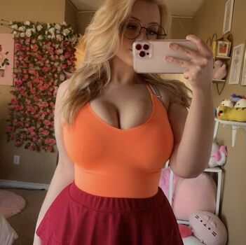 Full leaked Curvy goddesses private onlyfans photo