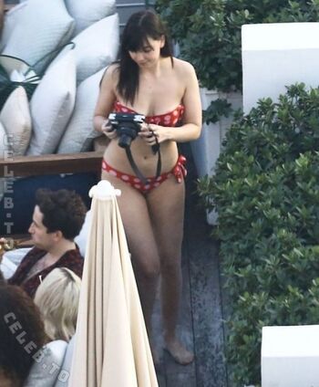 Full leaked Daisy lowe page private onlyfans photo