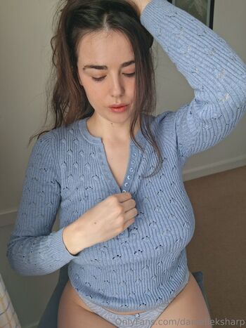 Full leaked Danielleksharp  page private onlyfans photo