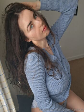 Full leaked Danielleksharp  page private onlyfans photo
