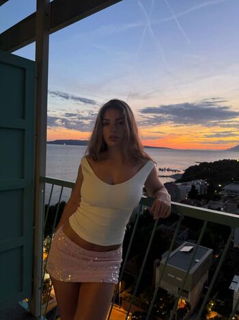 Full leaked Darcycromptonx page private onlyfans photo