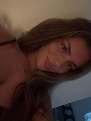 Full leaked Darcycromptonx private onlyfans photo