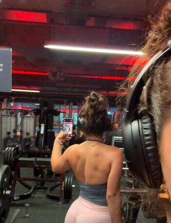 Full leaked Darcycromptonx private onlyfans photo