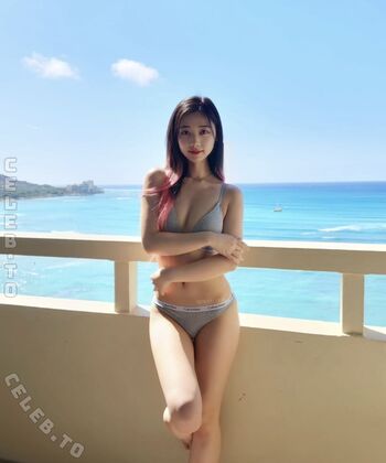 Full leaked Dear chuu  page private onlyfans photo