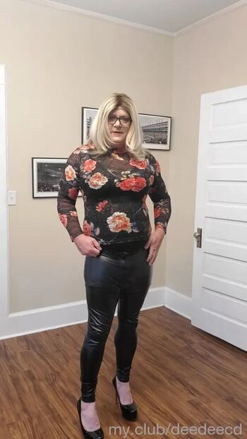 Full leaked Deedeethecd private onlyfans photo