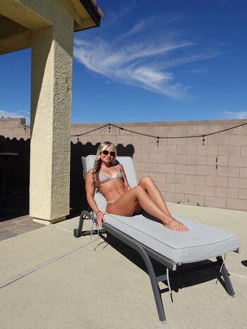 Full leaked Delaneylee  page private onlyfans photo