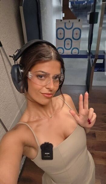 Full leaked Develique page private onlyfans photo