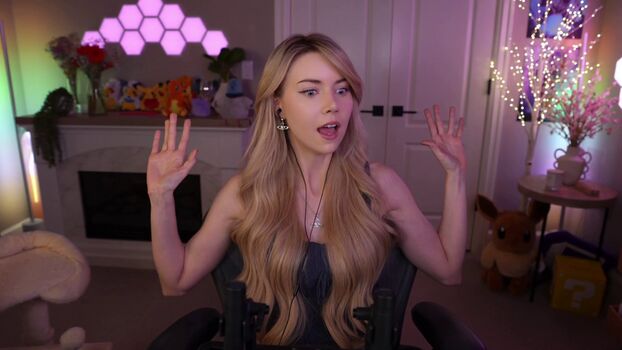 Full leaked Dizzykitten page private onlyfans photo