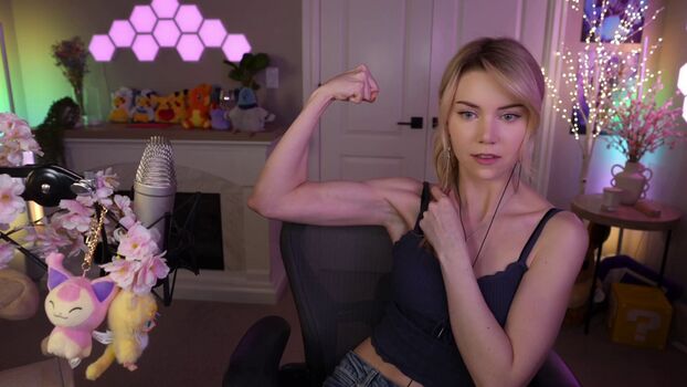 Full leaked Dizzykitten page private onlyfans photo