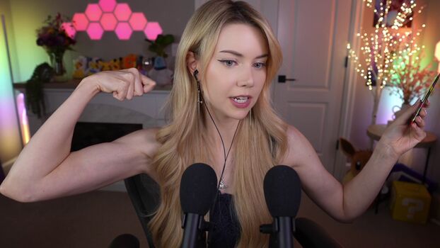Full leaked Dizzykitten page private onlyfans photo
