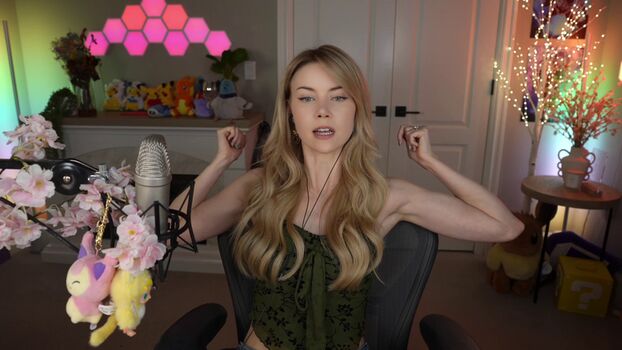 Full leaked Dizzykitten page private onlyfans photo