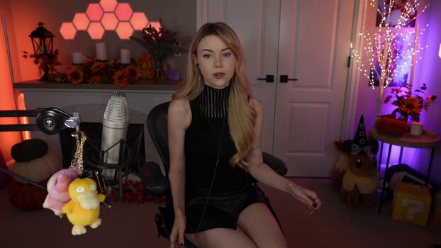 Full leaked Dizzykitten page private onlyfans photo