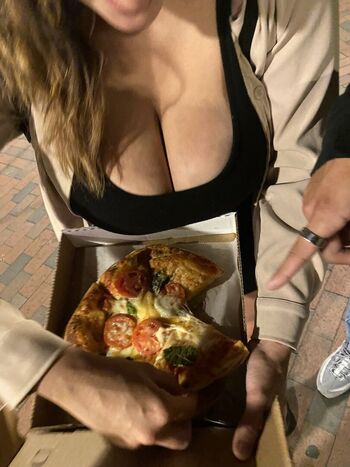 Full leaked Dumbbitchmurphy private onlyfans photo