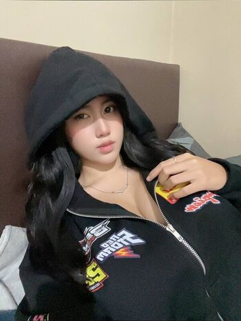 Full leaked Ejahazel private onlyfans photo