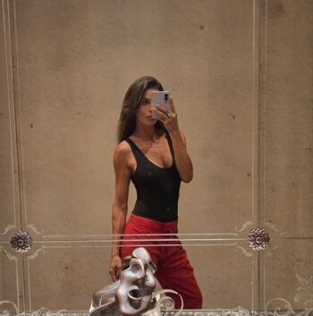 Full leaked Elisabetta canalis private onlyfans photo